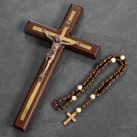 Asterom crucifix with copper-plated Jesus showcases detailed craftsmanship.