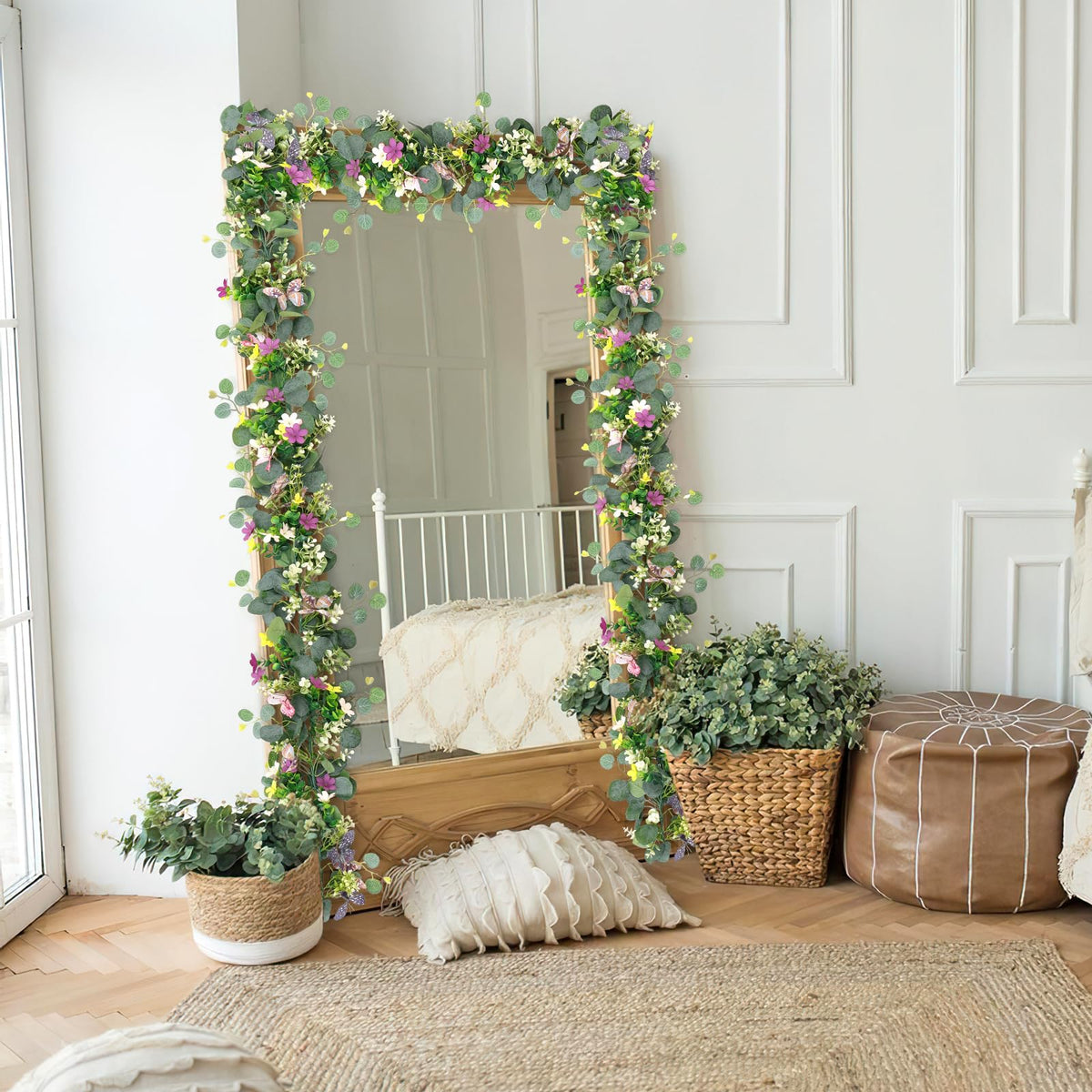 ASTNIC greenery garland with durable leaves for repeated use