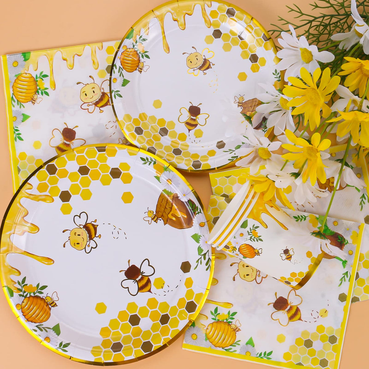 Atonofun bee party cups emphasize vibrant color for guest beverages.