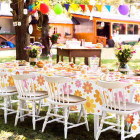 Augisteen Boho Daisy tablecloths protect surfaces with bright daisies for memorable tables