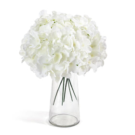 Auihiay ivory hydrangea centerpiece idea ready for elegant DIY weddings.