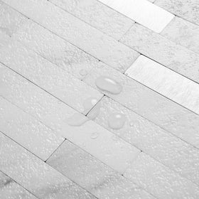 AULIGET white-marble appearance tiles highlighting textured finish