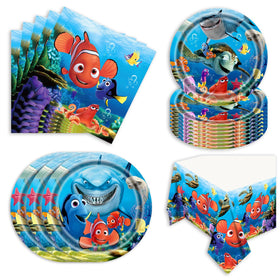 Autrpoweo Finding Nemo 7-inch plates with a vibrant print for kids' party dining.