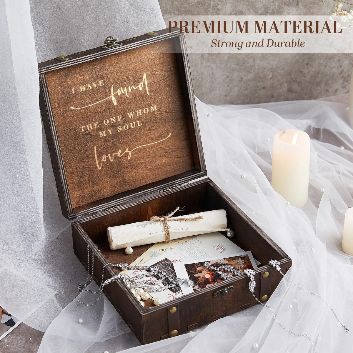 AW BRIDAL regular size box with ample interior space.