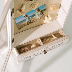 AW BRIDAL large memory box suits weddings and anniversaries as thoughtful gifts.