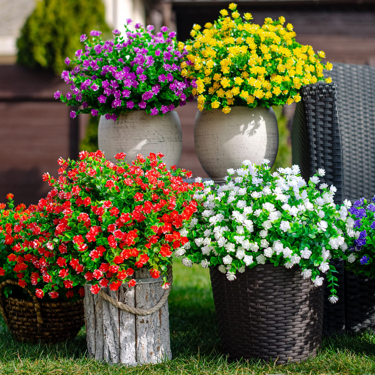 AXYLEX 12-bundle setup offers versatile styling for porches, decks, and balconies