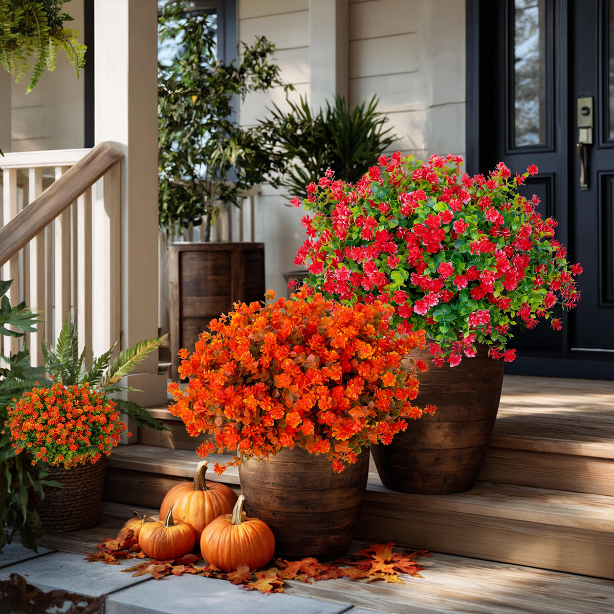 AXYLEX 12-bundle set offers flexible decorating options outdoors.