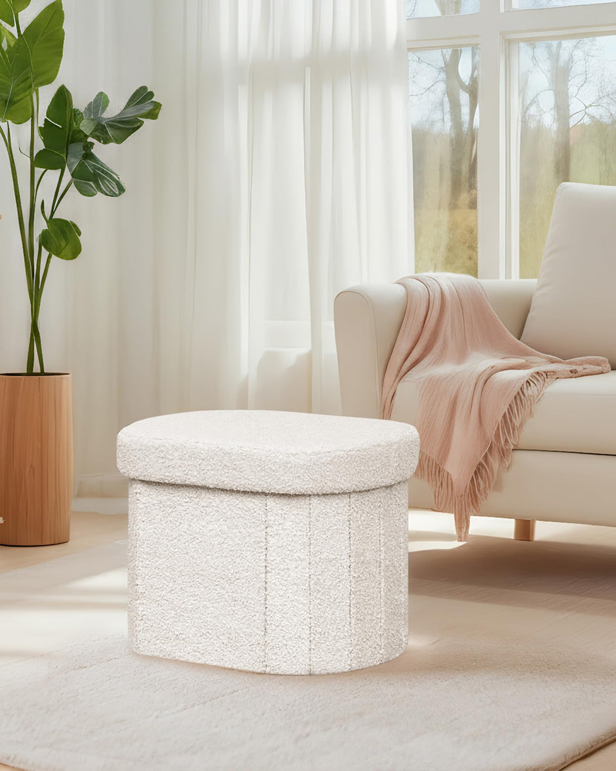 B FSOBEIIALEO teddy fabric adds cozy, tactile comfort.