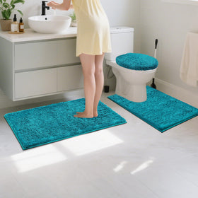 Baahrnom toilet mat 24x20 with non-slip backing in front of the toilet.