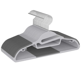 Bagail plastic hangers 50-pack with non-slip design secures clothing.