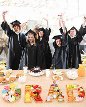 Bagrox Grad letters assembly ideas for party planning and visuals.
