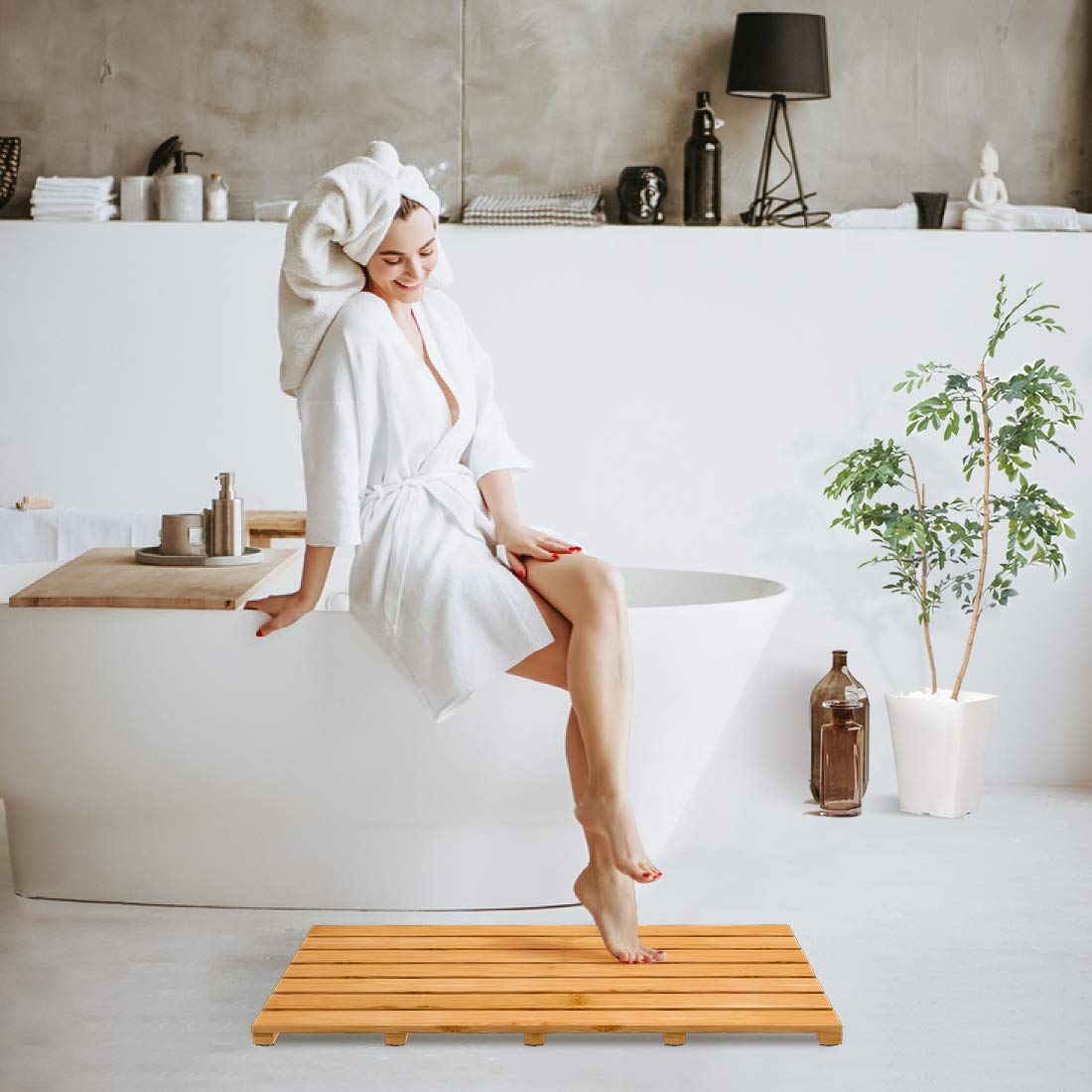 Bamfan bamboo shower mat shows waterproof coating for drainage