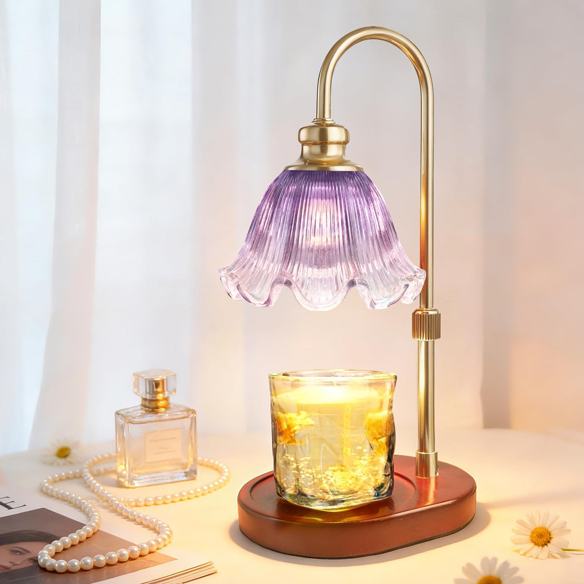 Banbanda height-adjustable stem enables fitting tall jars and large candles safely.