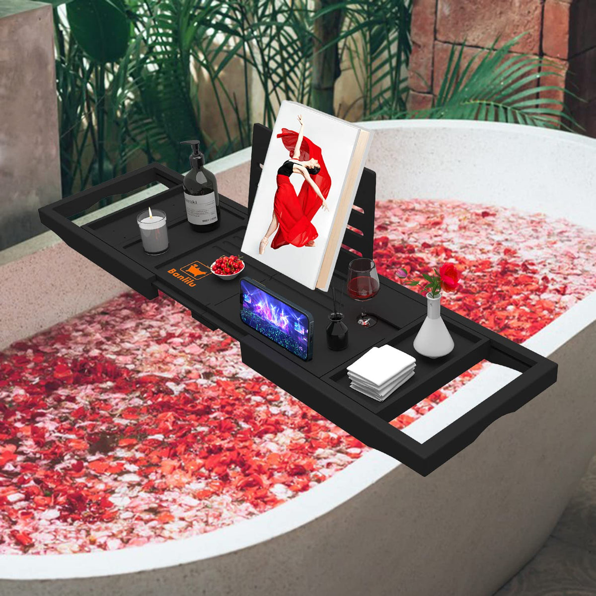 Banlilu foldable bathtub tray design saves space after use.