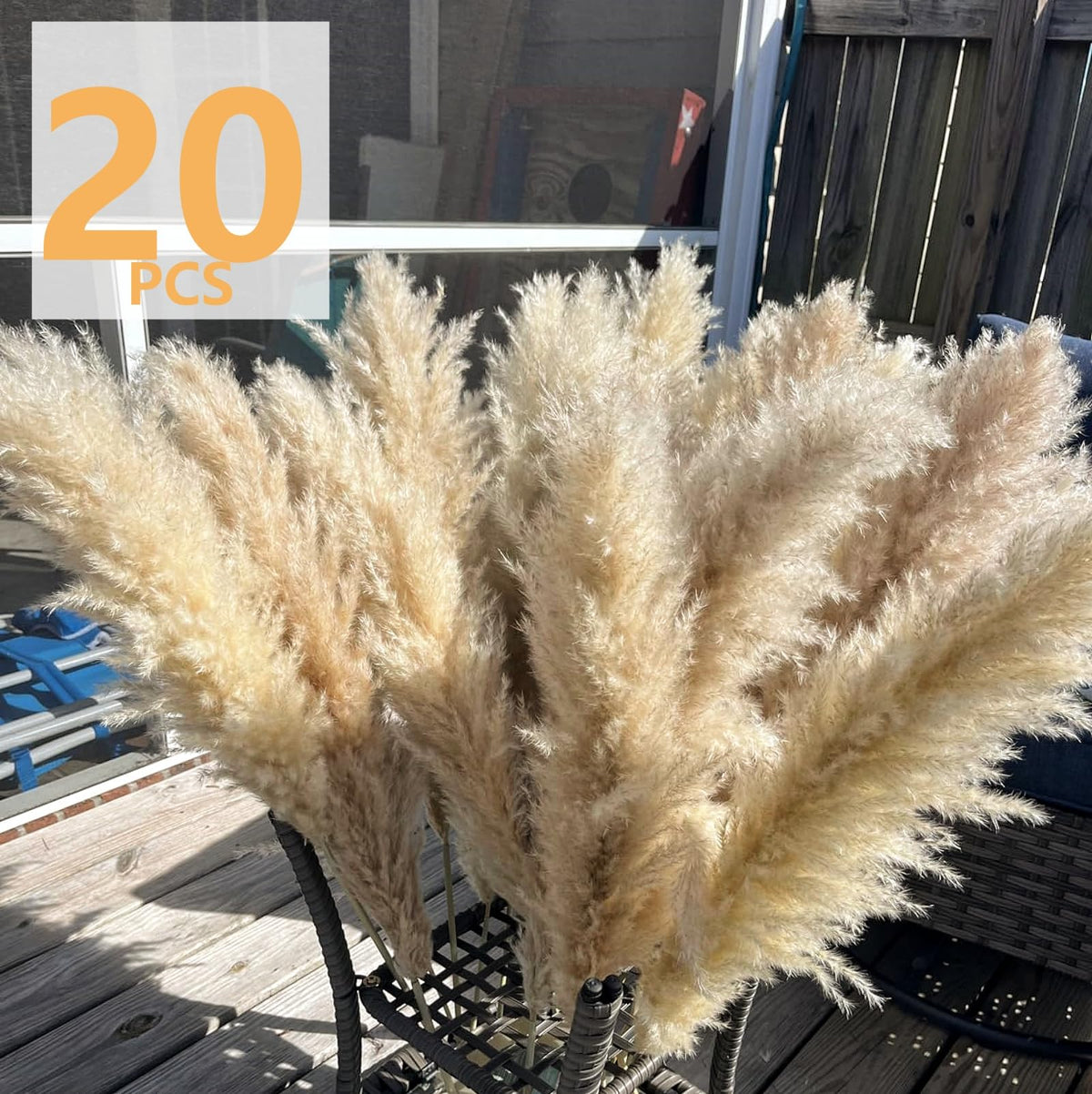 Bannifll boho wedding pampas grass decor enhances ceremony backdrop
