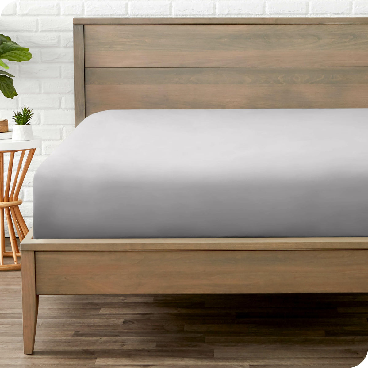 Bare Home queen fitted sheet 1800 microfiber offers ultra-soft, all-season comfort.