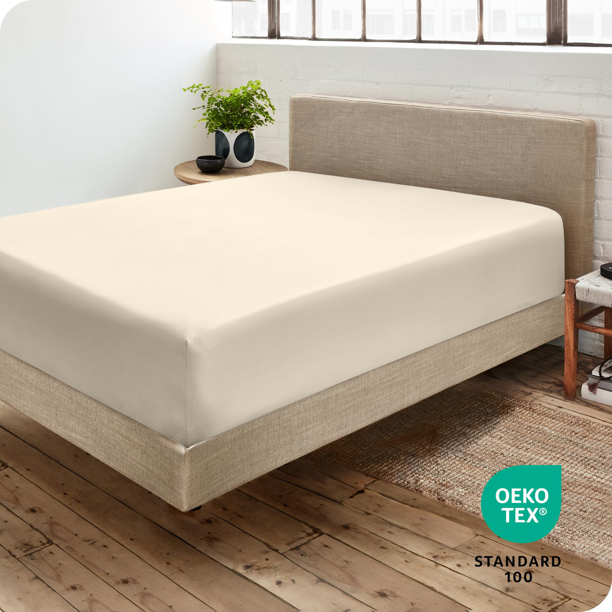 Bare Home queen fitted sheet made of soft microfiber with a smooth surface.
