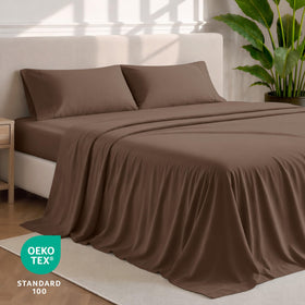 All-around elastic on the fitted sheet ensures a neat, stay-in-place bed.