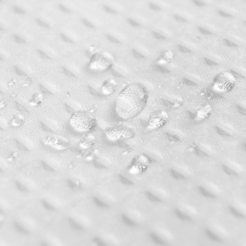 Barossa Design water-repellent fabric dries quickly to stay fresh.
