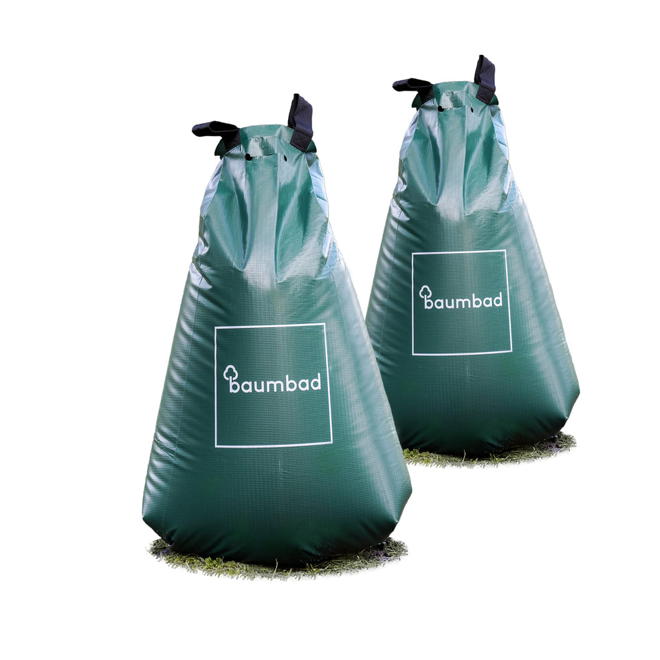 Baumbad 75l green watering bag for extended tree hydration.