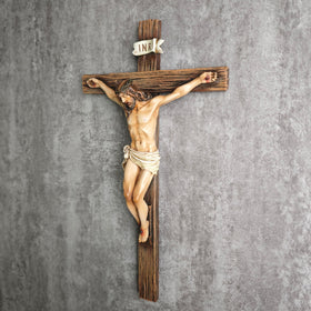 Hanging hardware detail on BC BUILDCLASSIC crucifix wall cross for secure mounting.