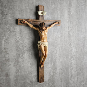 Close-up of material texture on BC BUILDCLASSIC crucifix wall cross with premium finish.