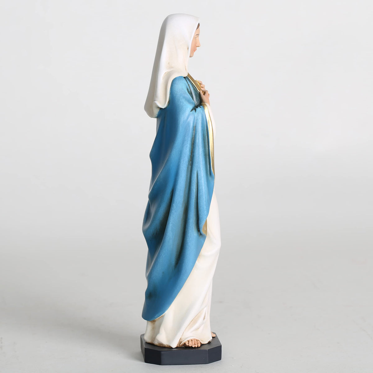 BC BuildClassic Immaculate Heart statue hands and robe highlight craftsmanship