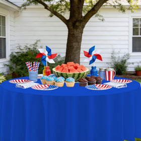 BCCSNNM disposable tablecloth enables quick cleanup after festive meals.