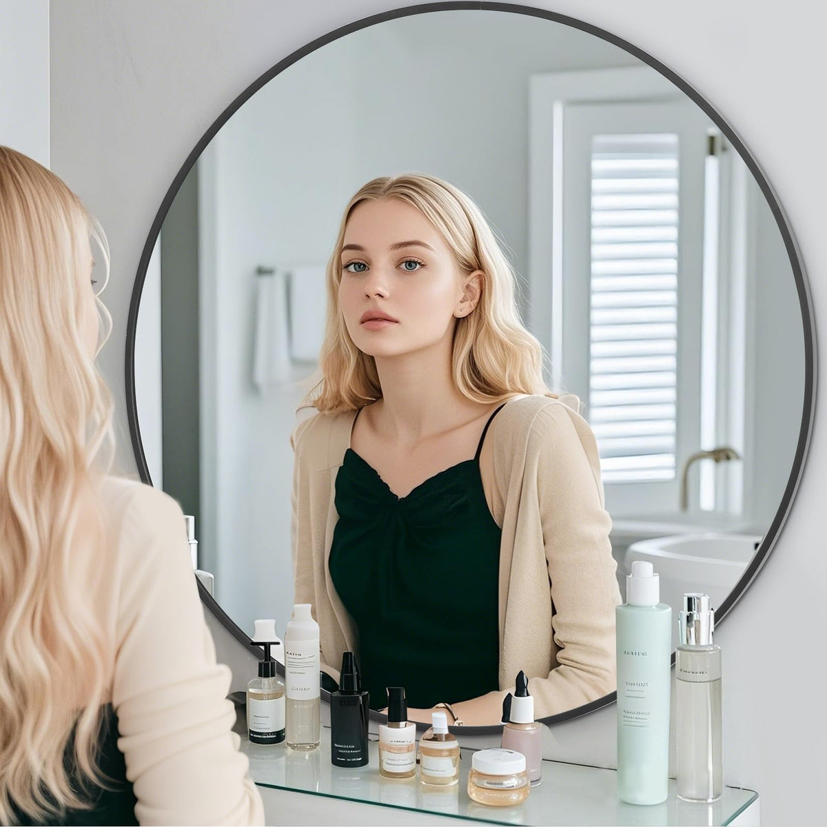 BEAUTYPEAK mirror with preinstalled hooks simplifies hanging and installation