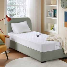 Beautyrest cotton blend heated mattress pad top view shows quilted comfort.