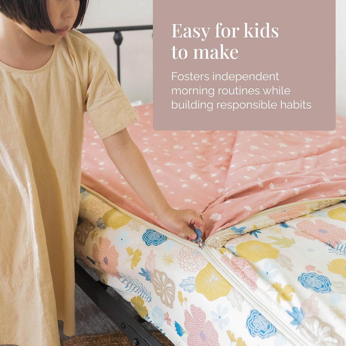 Beddy's Flower Blossoms zipper closure demonstrates no-tuck system stays in place.