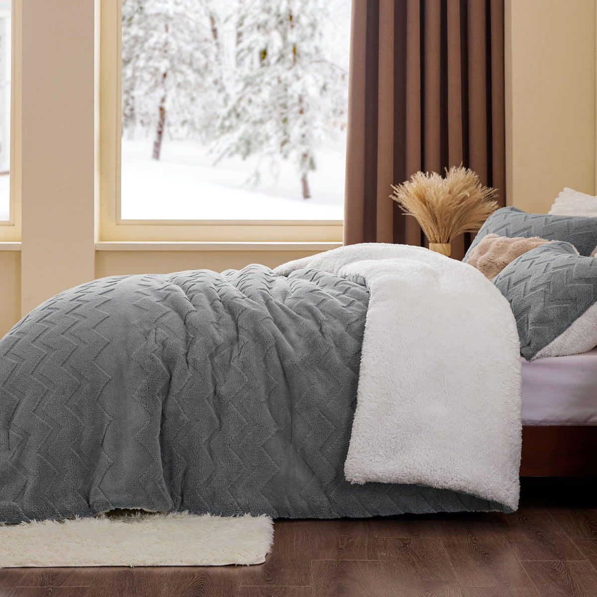 BEDELITE cozy bedroom scene demonstrates luxurious warmth and softness.