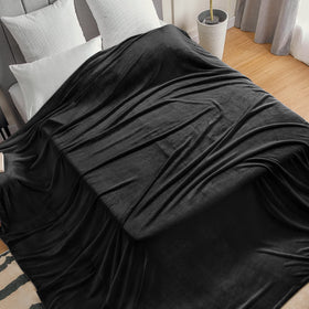 BEDELITE double-side fluffy closeup emphasizes soft plush fleece texture