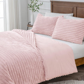 BEDELITE easy-care bedding is machine washable for busy homes