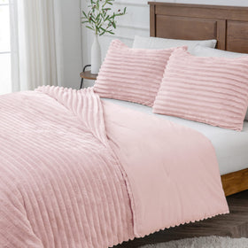 BEDELITE fleece queen comforter full drape, generous coverage and cozy ambiance