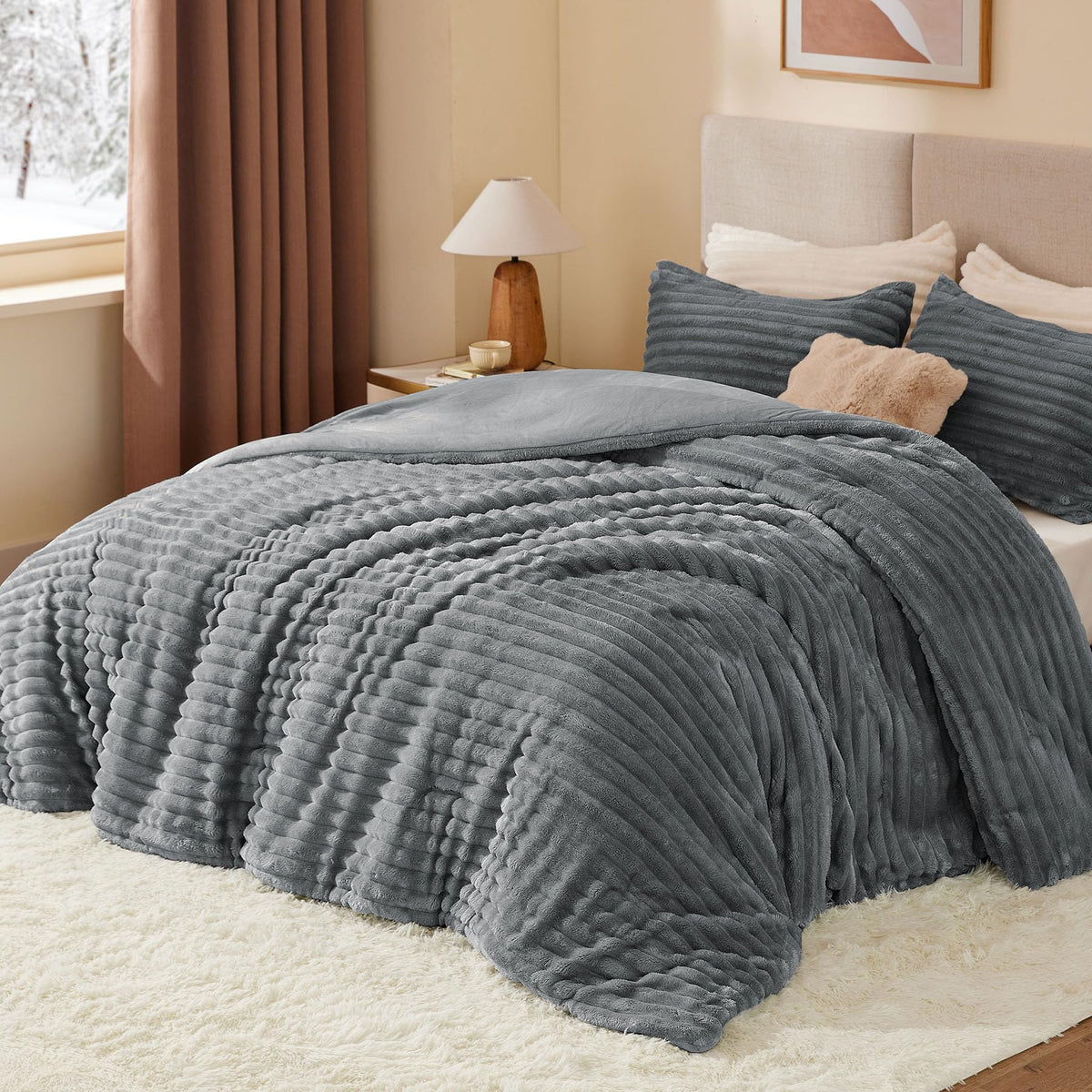 BEDELITE fleece queen comforter micro-mink texture offers silky softness and warmth.