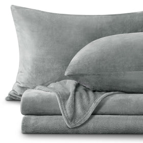 BEDELITE fleece queen fitted sheet with a deep pocket fits mattresses up to 16 inches.