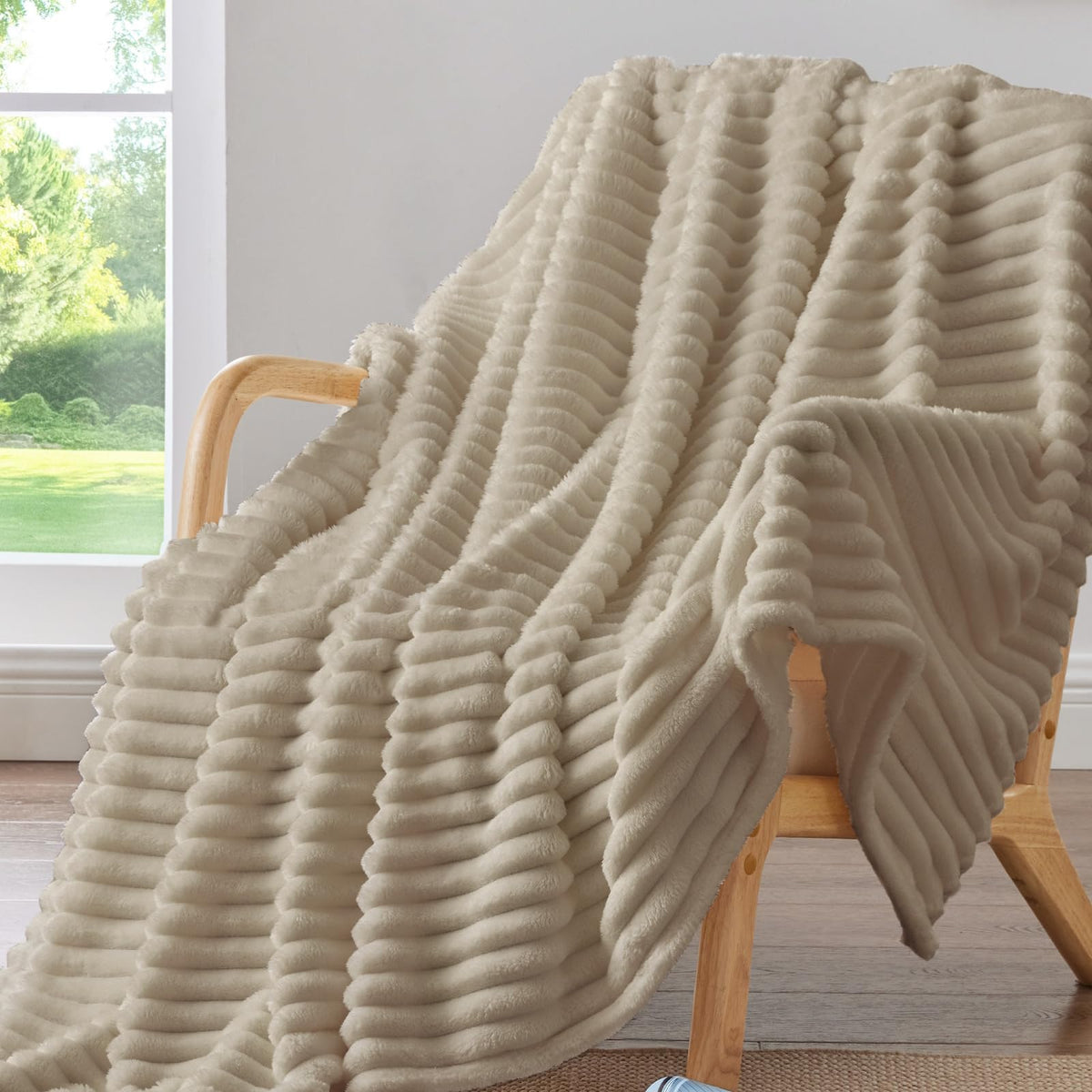 BEDELITE fleece throw soft fluffy 300GSM warmth for cozy couch evenings.