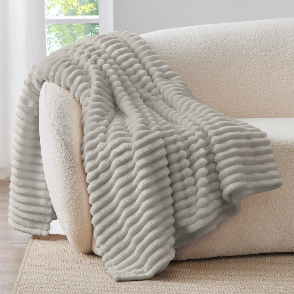BEDELITE gift-ready blanket wrapped for a stylish present