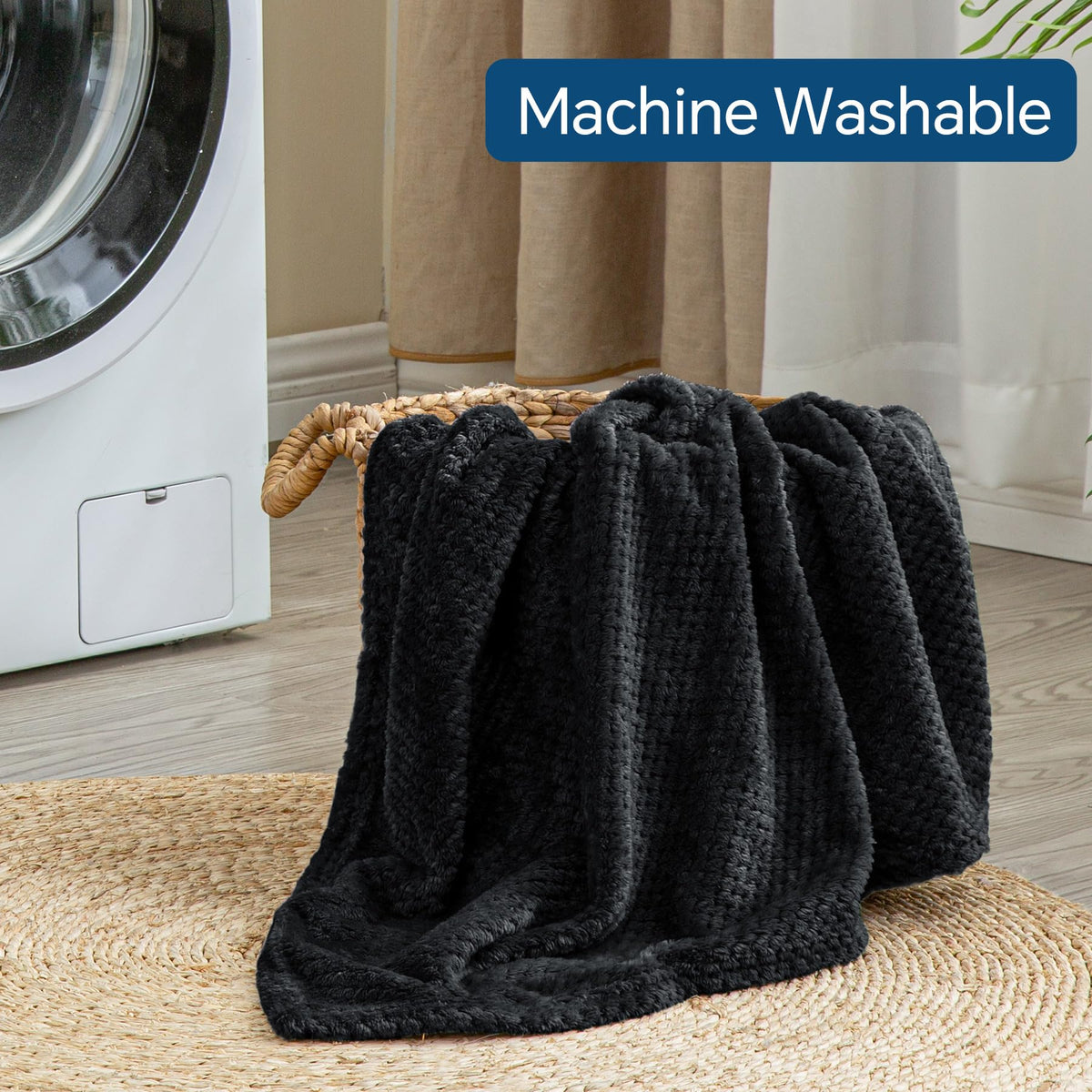 Gift-ready BEDELITE travel blanket ideal for friends and family.