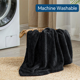 Gift-ready BEDELITE travel blanket ideal for friends and family.