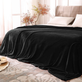 BEDELITE king-size blanket on bed offering luxurious warmth for all-season comfort.