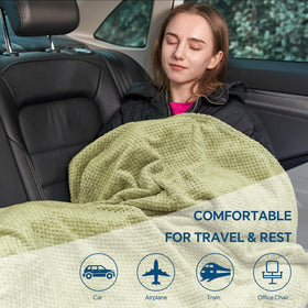 BEDELITE plush fleece blanket is soft, durable, and easy care.