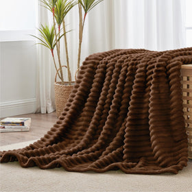 BEDELITE travel-friendly blanket for camping or on-the-go warmth