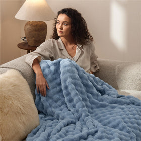 Bedsure bubble texture closeup showing the CloudBubble design and plush handfeel.