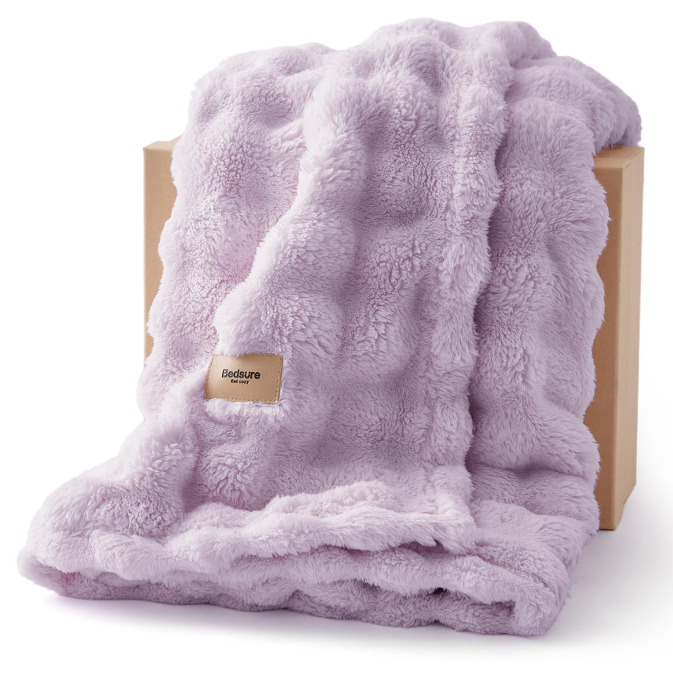 Bedsure 3D fleece bubble texture on the couch adds cozy look