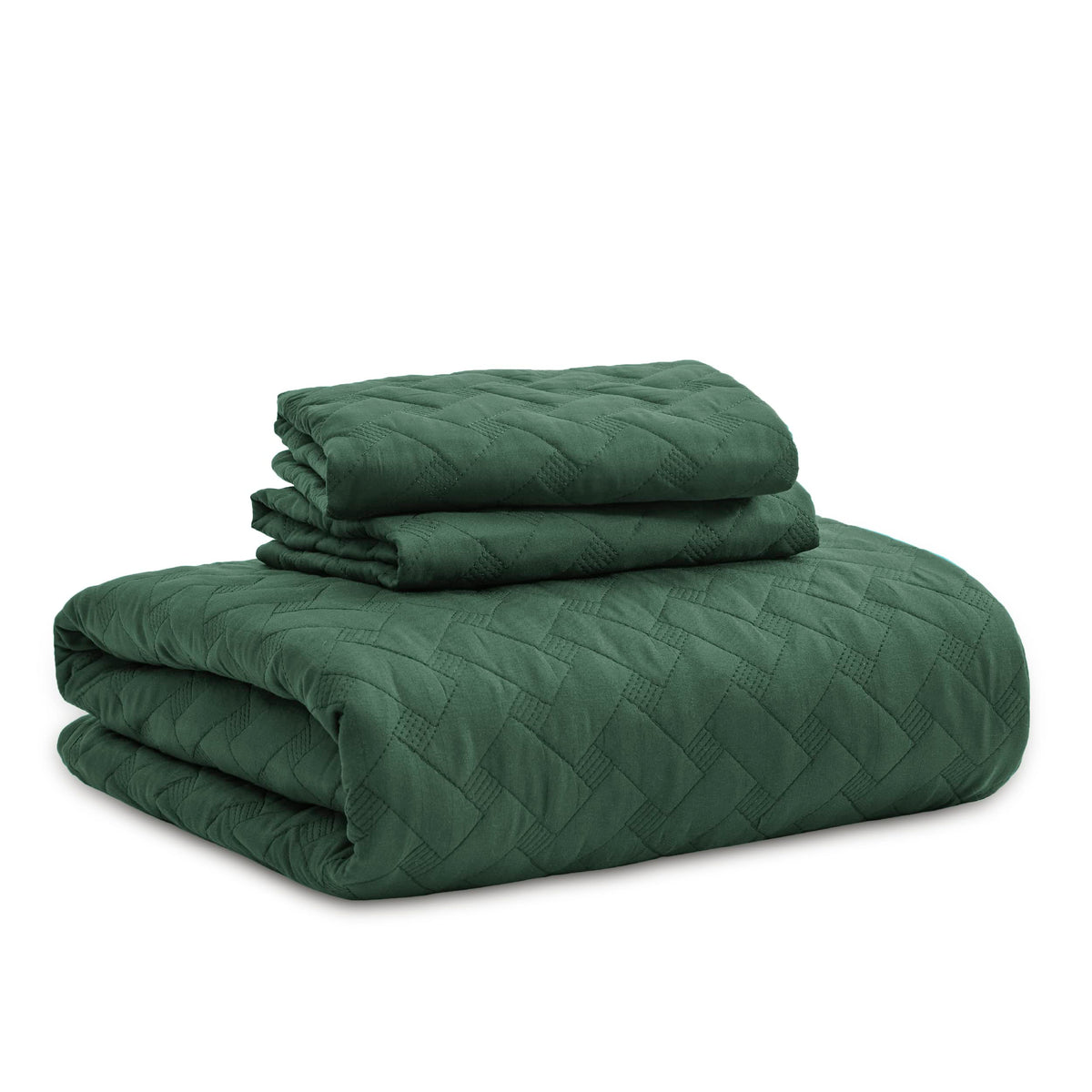 Bedsure all-season lightweight quilt ideal for layering and travel.