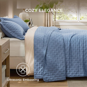Bedsure all-season quilt provides balanced warmth for varying climates