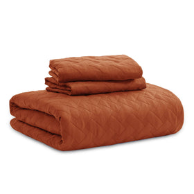 Bedsure basket weave texture on bedspread enhances bedroom decor