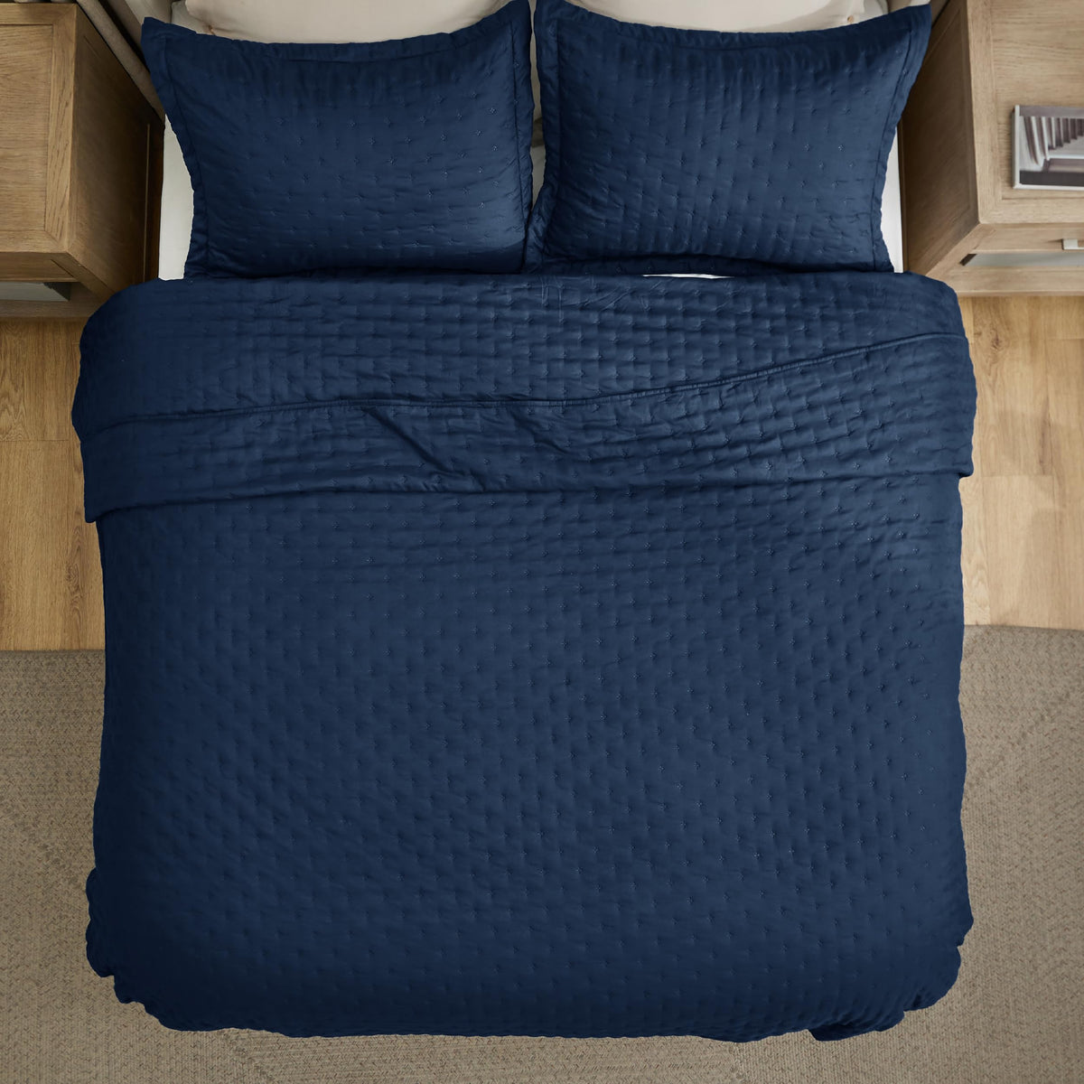 Bedsure bedding navy queen arrangement ideal for daily comfort
